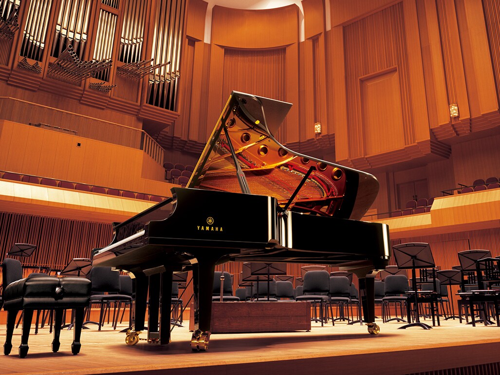 Pianoforte a coda da concerto Yamaha CFX, da cui vengono riprodotti il suono chiaro e bilanciato e la risonanza naturale della Voice CFX nei pianoforti ARIUS.