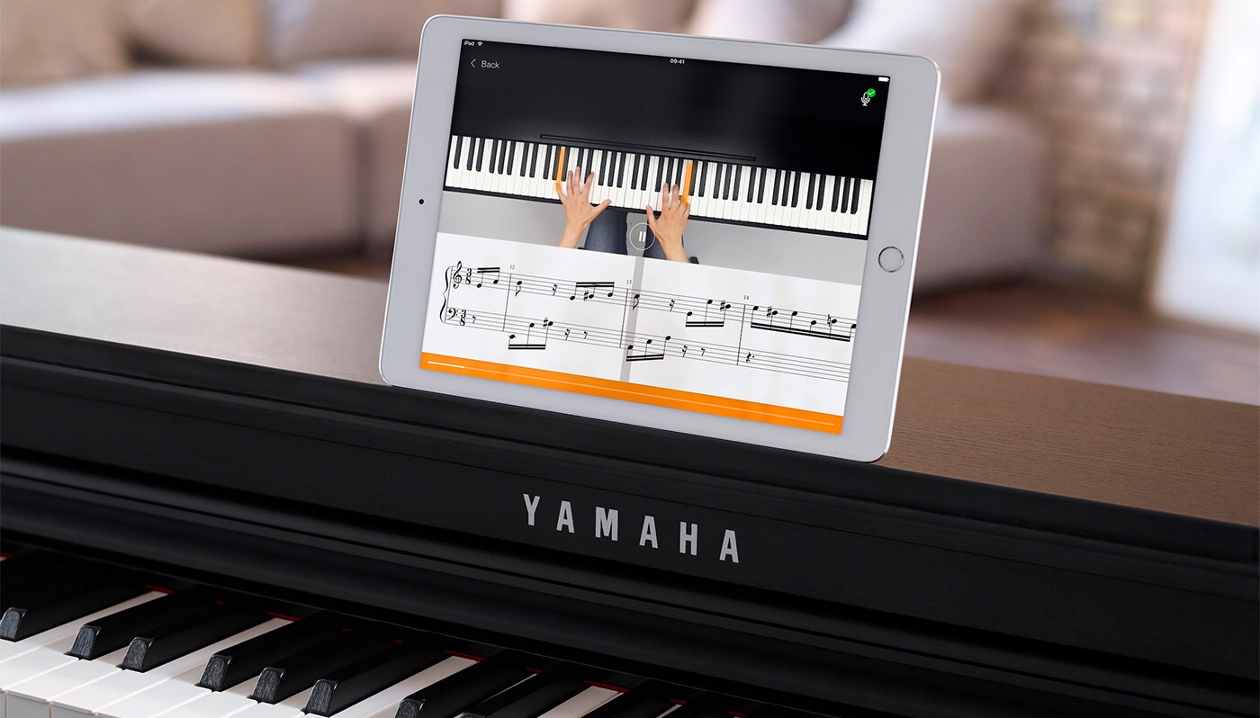 Funziona con il tuo vero pianoforte o la tua tastiera *senza bisogno di cavi