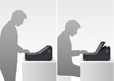 Display inclinabile per l'utilizzo da seduti e in piedi